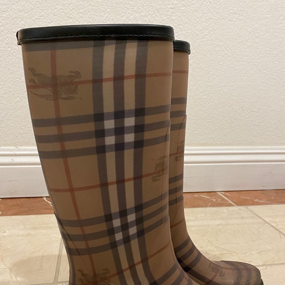 Burberry Rain Boots - Picture 2 of 12